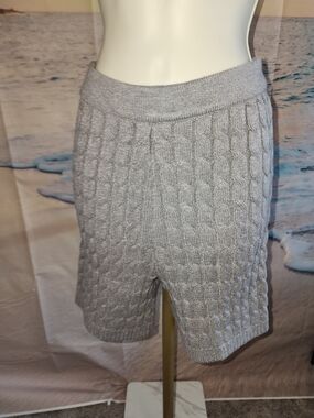 Melrose With Love Cozy Cable Knit Women’s Grey Shorts